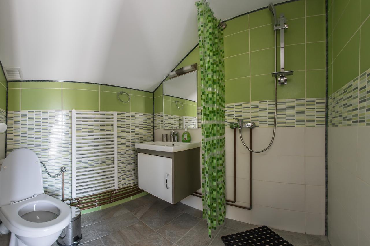 Casa Alex Hotel Novaci-Straini Bagian luar foto